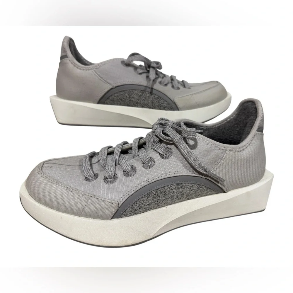 Allbirds Women's Risers Blizzard Low Top Trainers Sneakers Size 10 Gray White